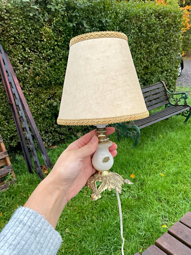 Vintage small table - lamp, beige